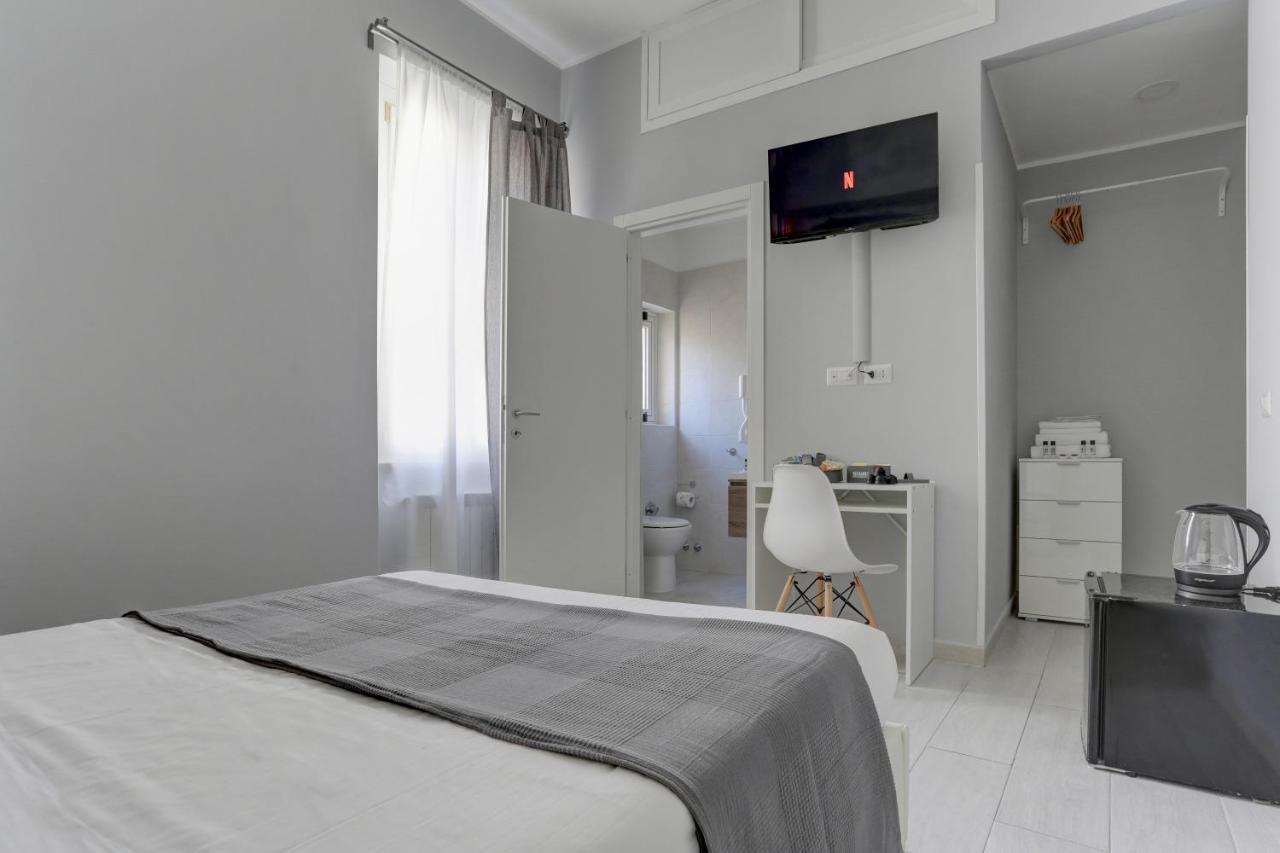 Voyager House Termini - And Pensión Roma