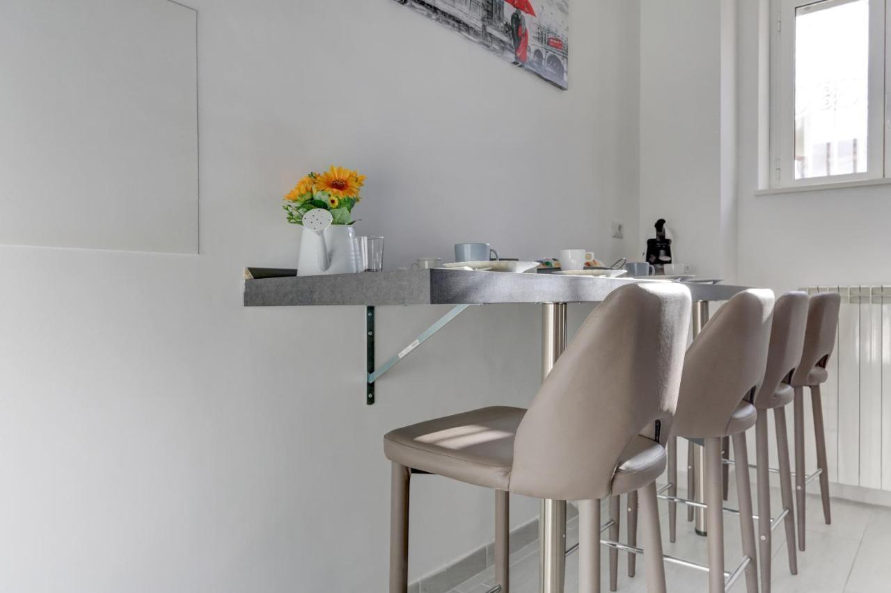 Voyager House Termini - And Pensión